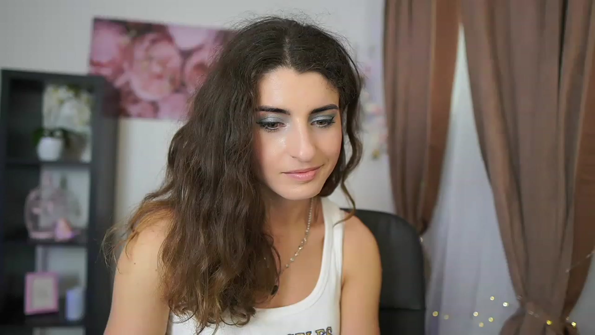 Gallery image thumbnail from EVA__LOVIA_'s myfreecams stream on, 06/15/2023, 12:19 image 9 of 20