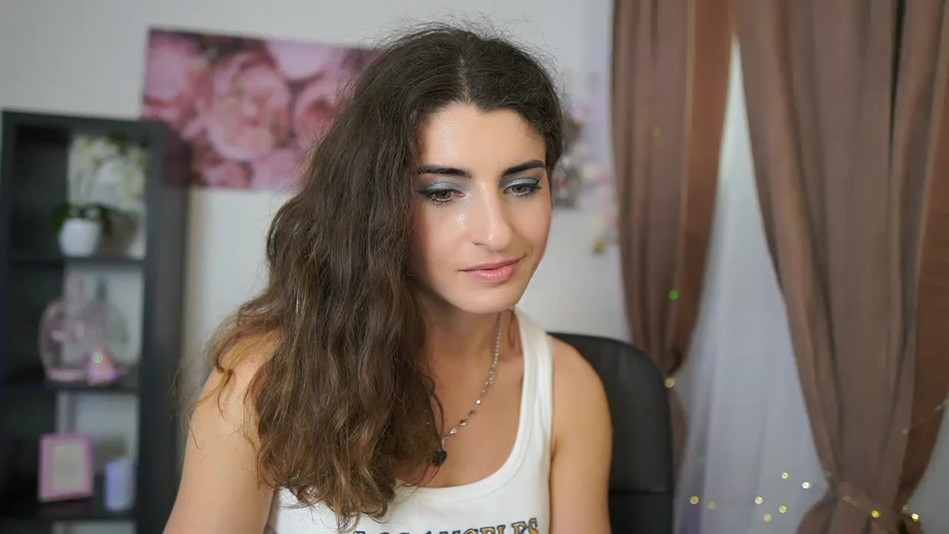 Gallery image thumbnail from EVA__LOVIA_'s myfreecams stream on, 06/15/2023, 12:19 image 8 of 20