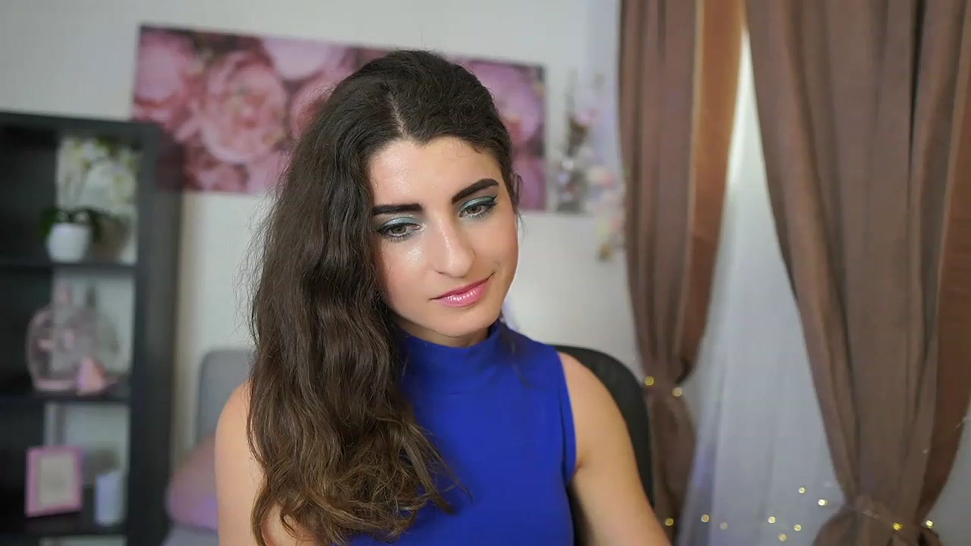 Gallery image thumbnail from EVA__LOVIA_'s myfreecams stream on, 06/16/2023, 12:36 image 2 of 20
