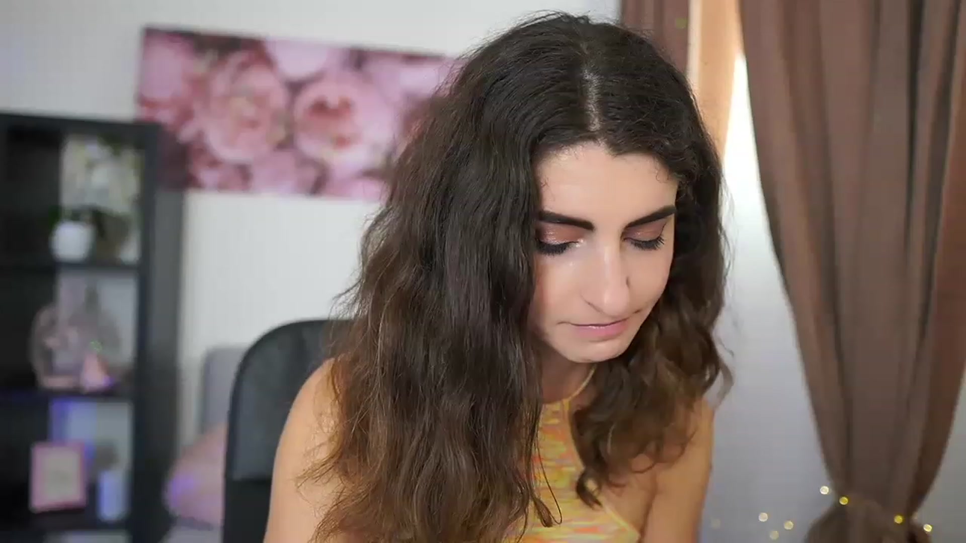 Gallery image thumbnail from EVA__LOVIA_'s myfreecams stream on, 06/18/2023, 11:10 image 8 of 20