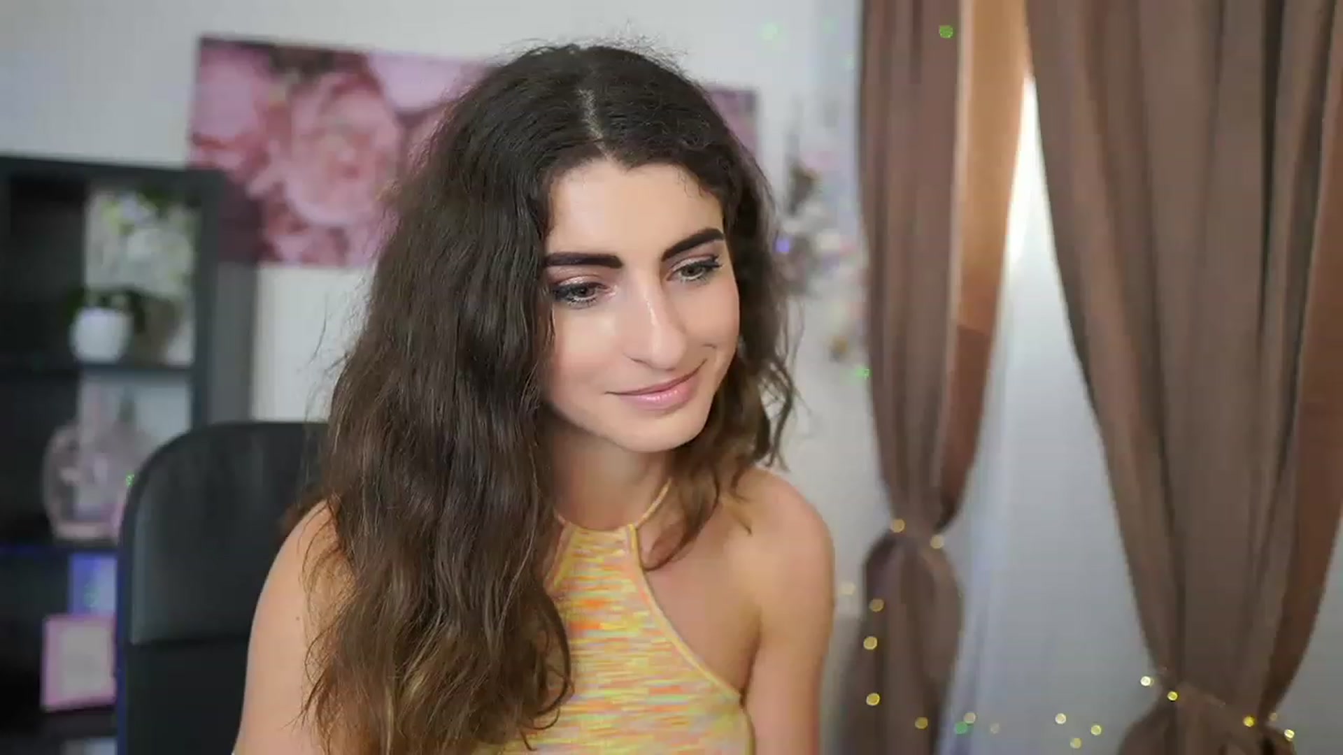 Gallery image thumbnail from EVA__LOVIA_'s myfreecams stream on, 06/18/2023, 11:10 image 17 of 20