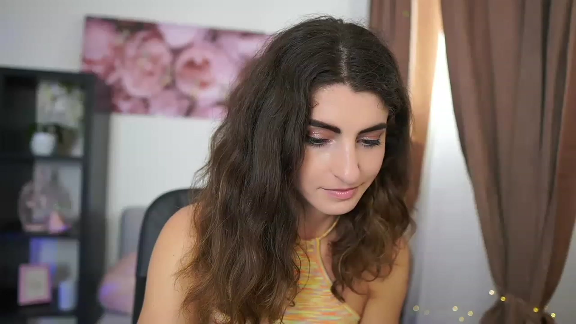 Gallery image thumbnail from EVA__LOVIA_'s myfreecams stream on, 06/18/2023, 11:10 image 4 of 20
