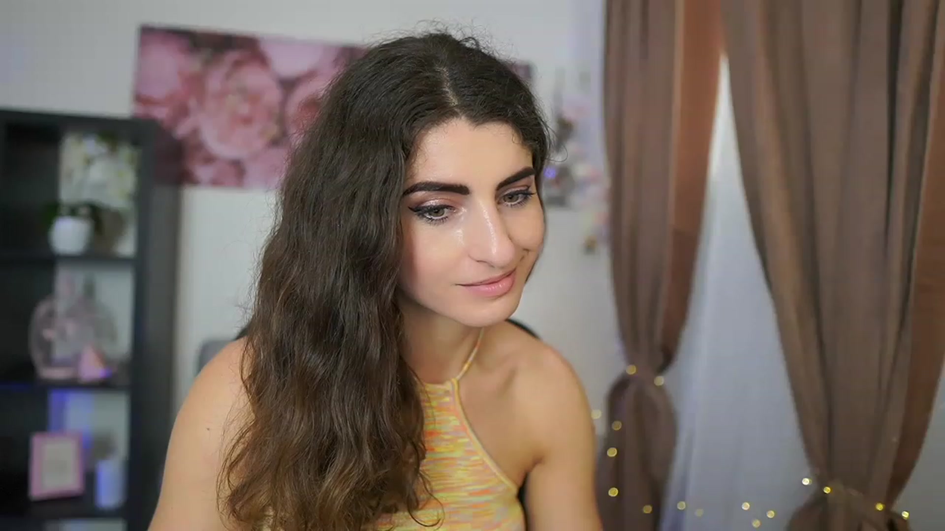 Gallery image thumbnail from EVA__LOVIA_'s myfreecams stream on, 06/18/2023, 12:31 image 4 of 20