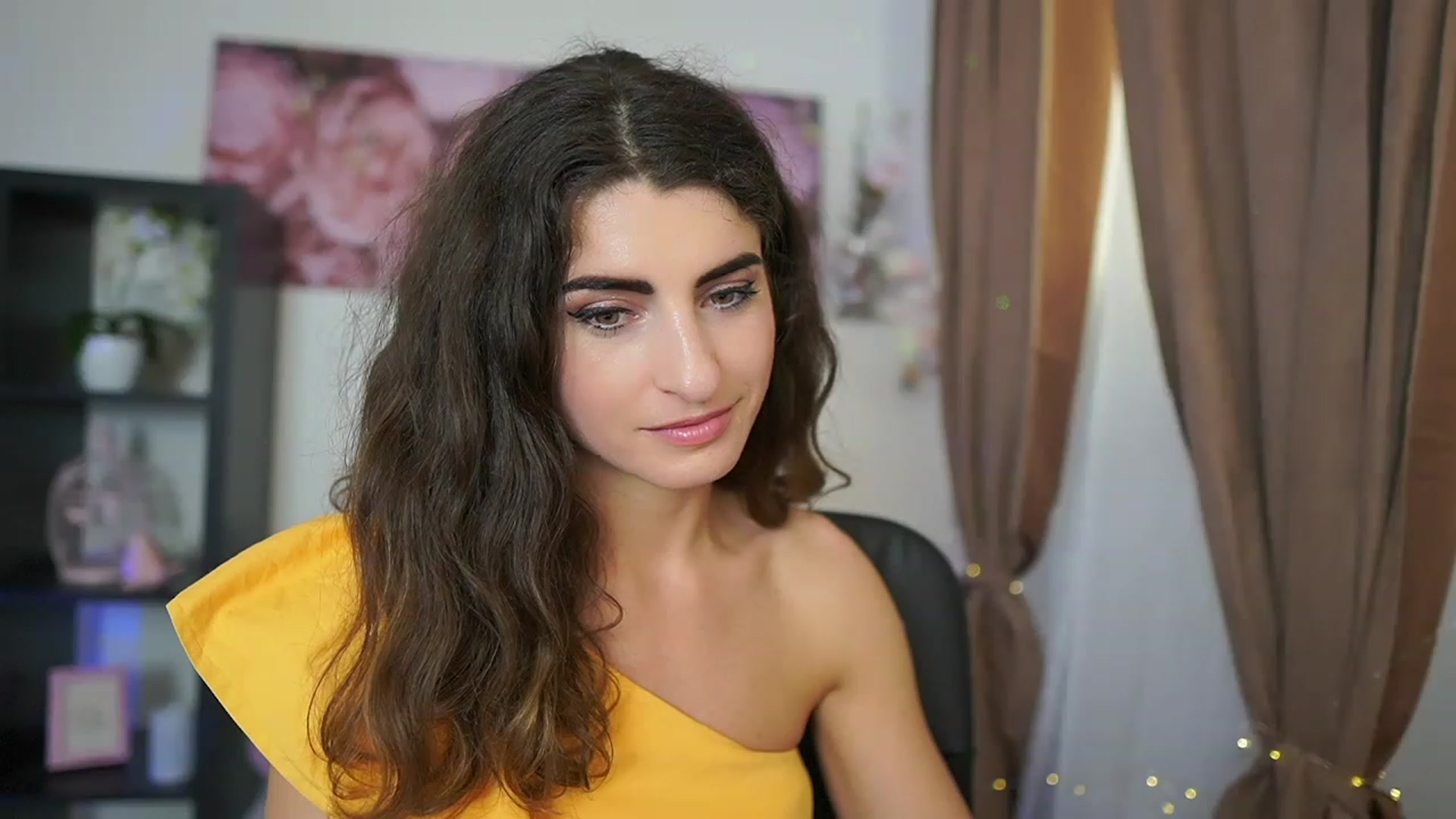 Gallery image thumbnail from EVA__LOVIA_'s myfreecams stream on, 06/18/2023, 15:06 image 1 of 20