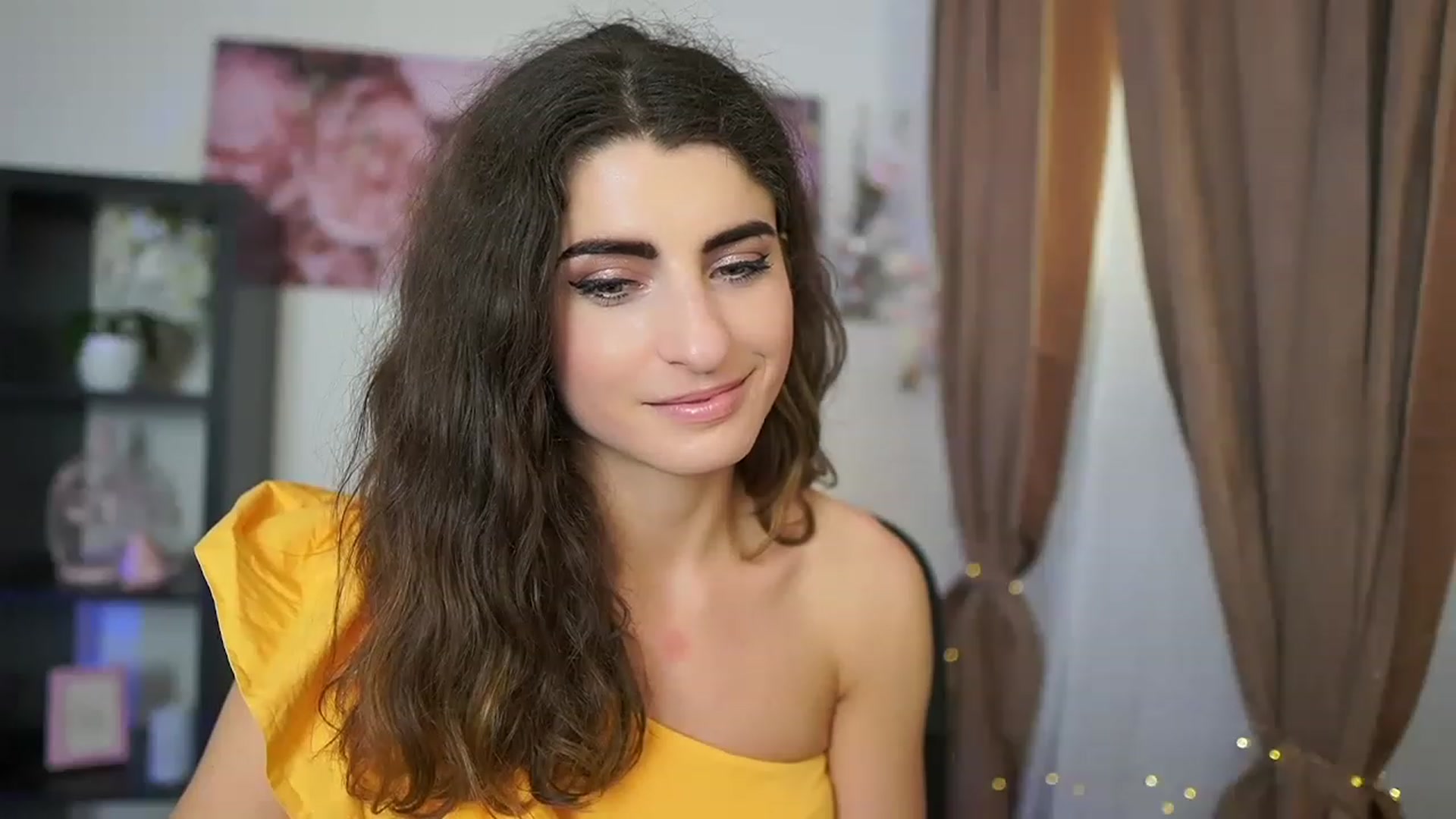 Gallery image thumbnail from EVA__LOVIA_'s myfreecams stream on, 06/18/2023, 15:06 image 17 of 20