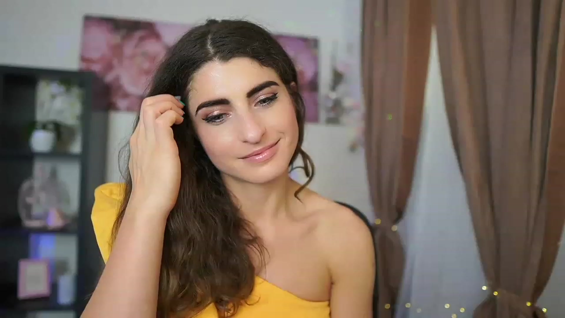 Gallery image thumbnail from EVA__LOVIA_'s myfreecams stream on, 06/18/2023, 15:49 image 15 of 20