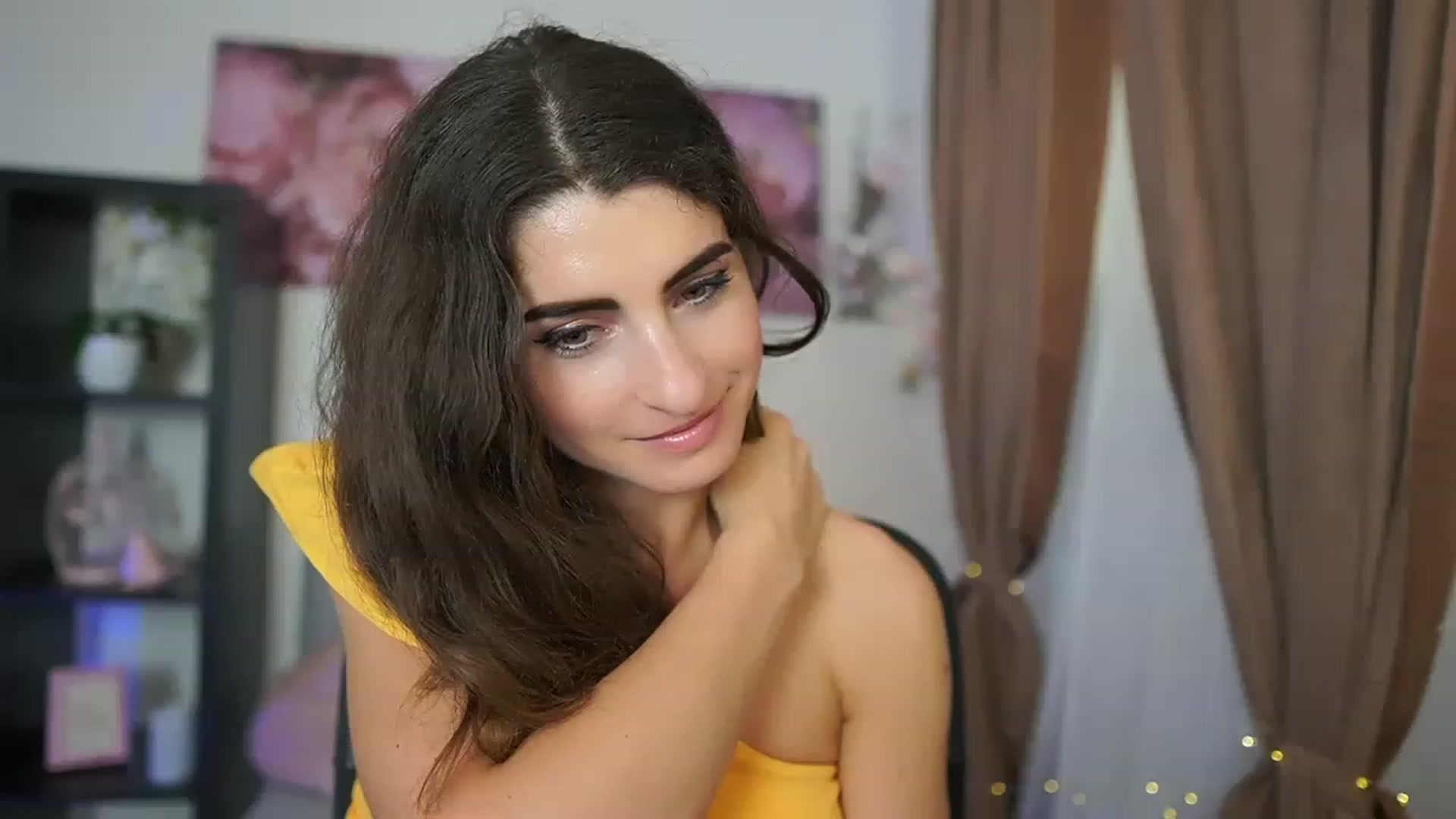 Gallery image thumbnail from EVA__LOVIA_'s myfreecams stream on, 06/18/2023, 15:49 image 13 of 20