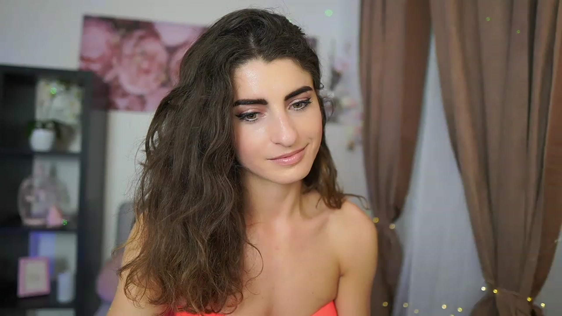 Gallery image thumbnail from EVA__LOVIA_'s myfreecams stream on, 06/18/2023, 18:19 image 14 of 20