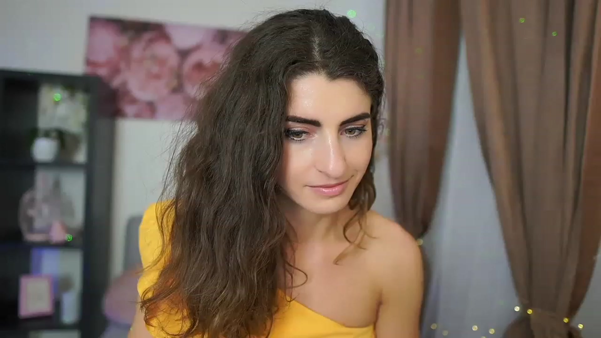 Gallery image thumbnail from EVA__LOVIA_'s myfreecams stream on, 06/18/2023, 18:19 image 10 of 20