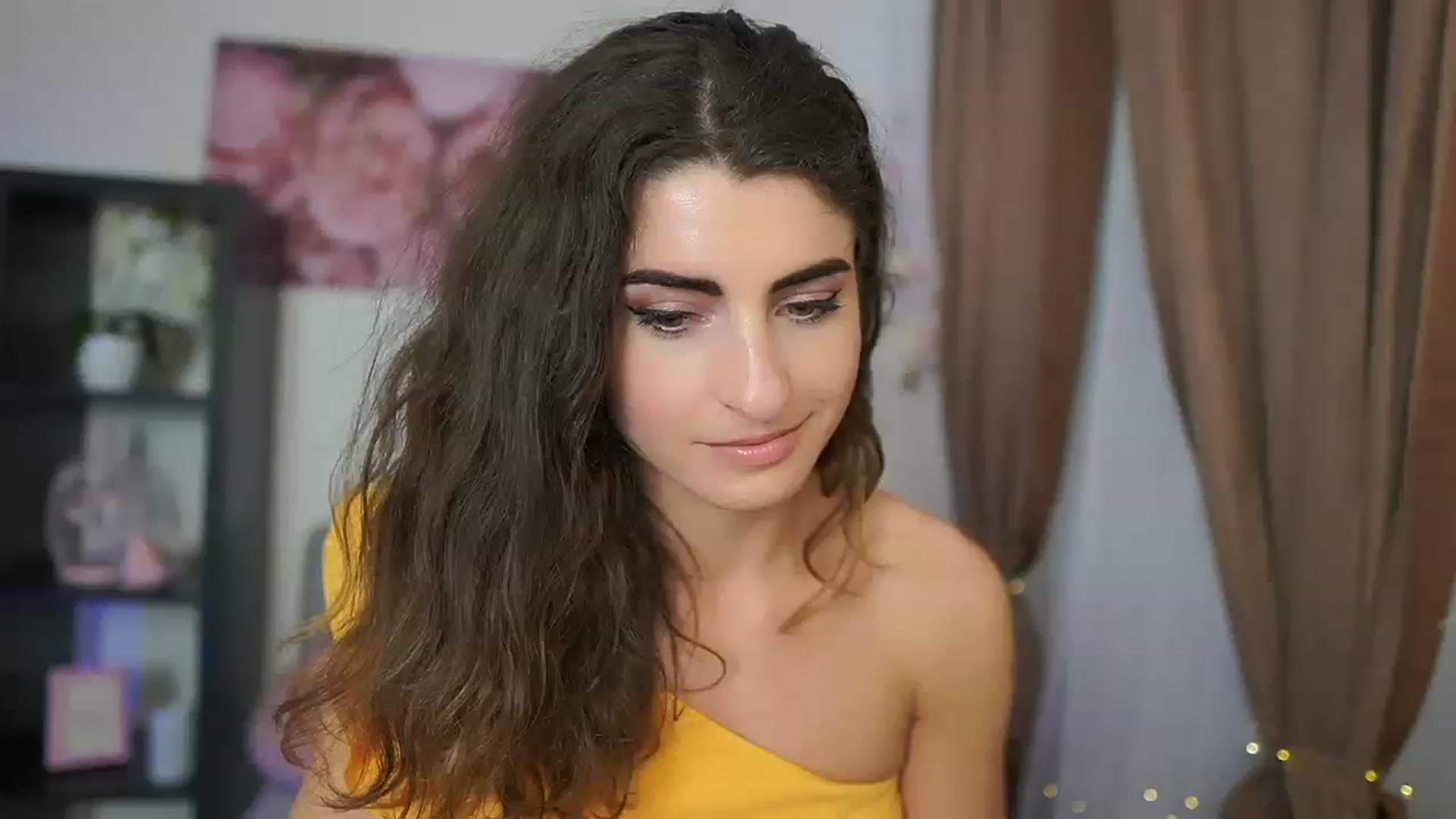 Gallery image thumbnail from EVA__LOVIA_'s myfreecams stream on, 06/18/2023, 18:19 image 9 of 20