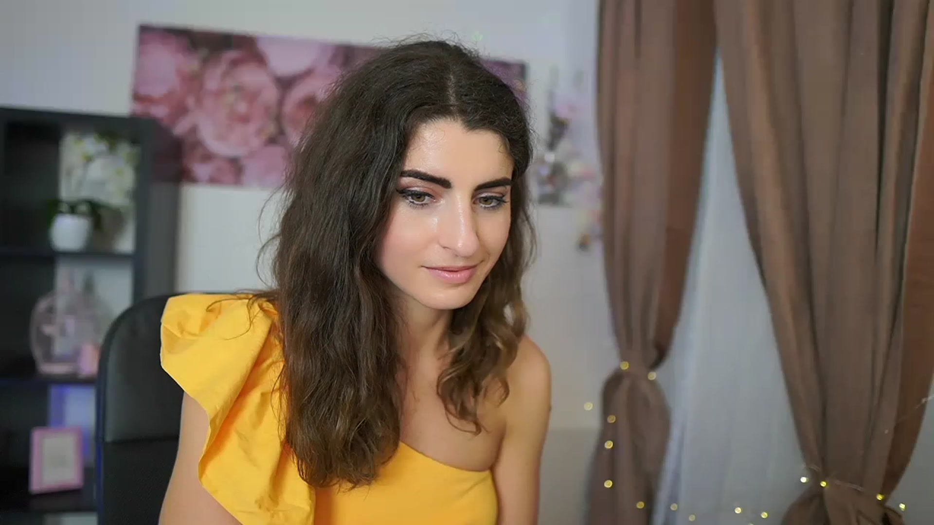 Gallery image thumbnail from EVA__LOVIA_'s myfreecams stream on, 06/18/2023, 18:19 image 5 of 20