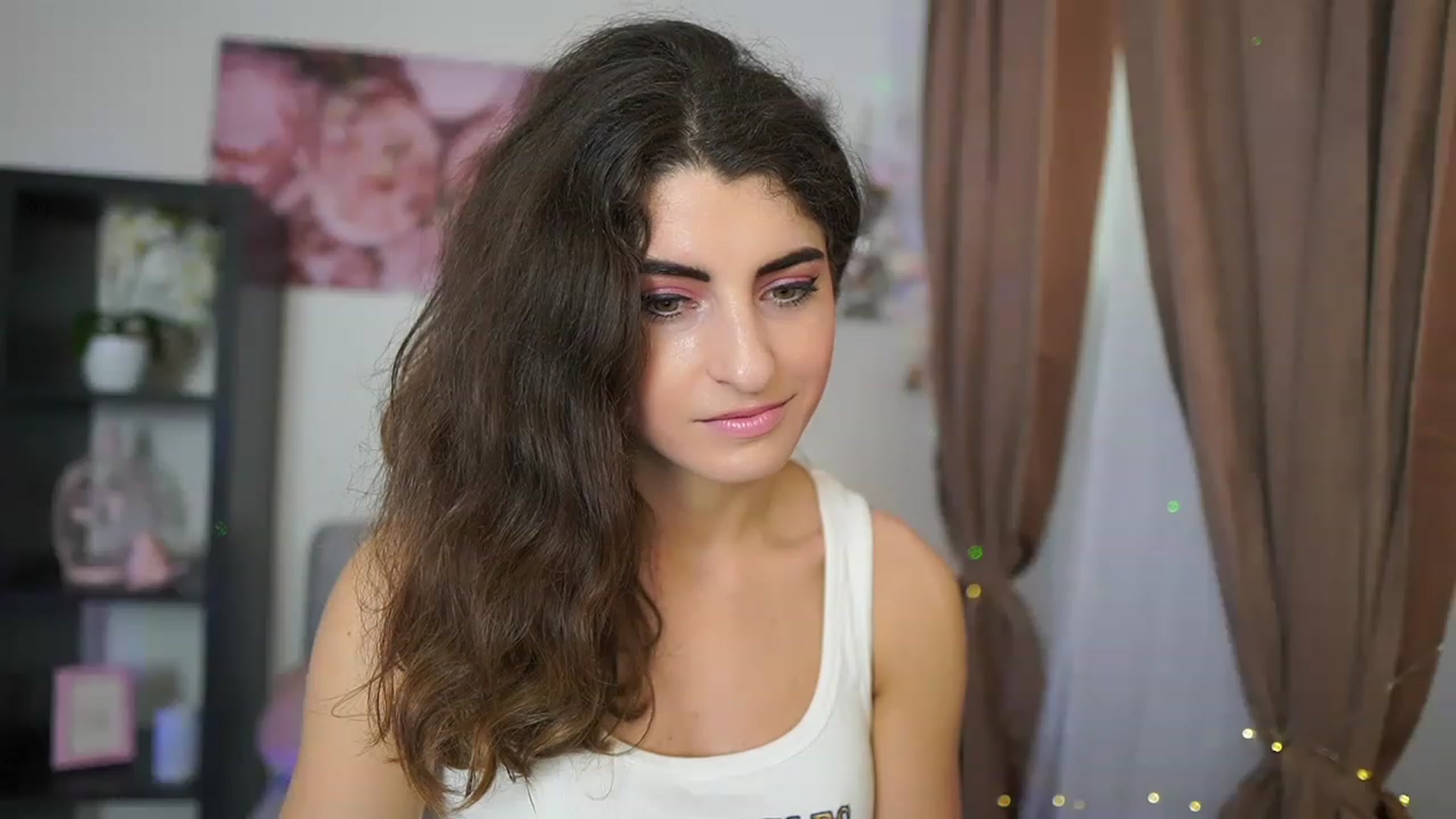 Gallery image thumbnail from EVA__LOVIA_'s myfreecams stream on, 06/21/2023, 09:59 image 18 of 20