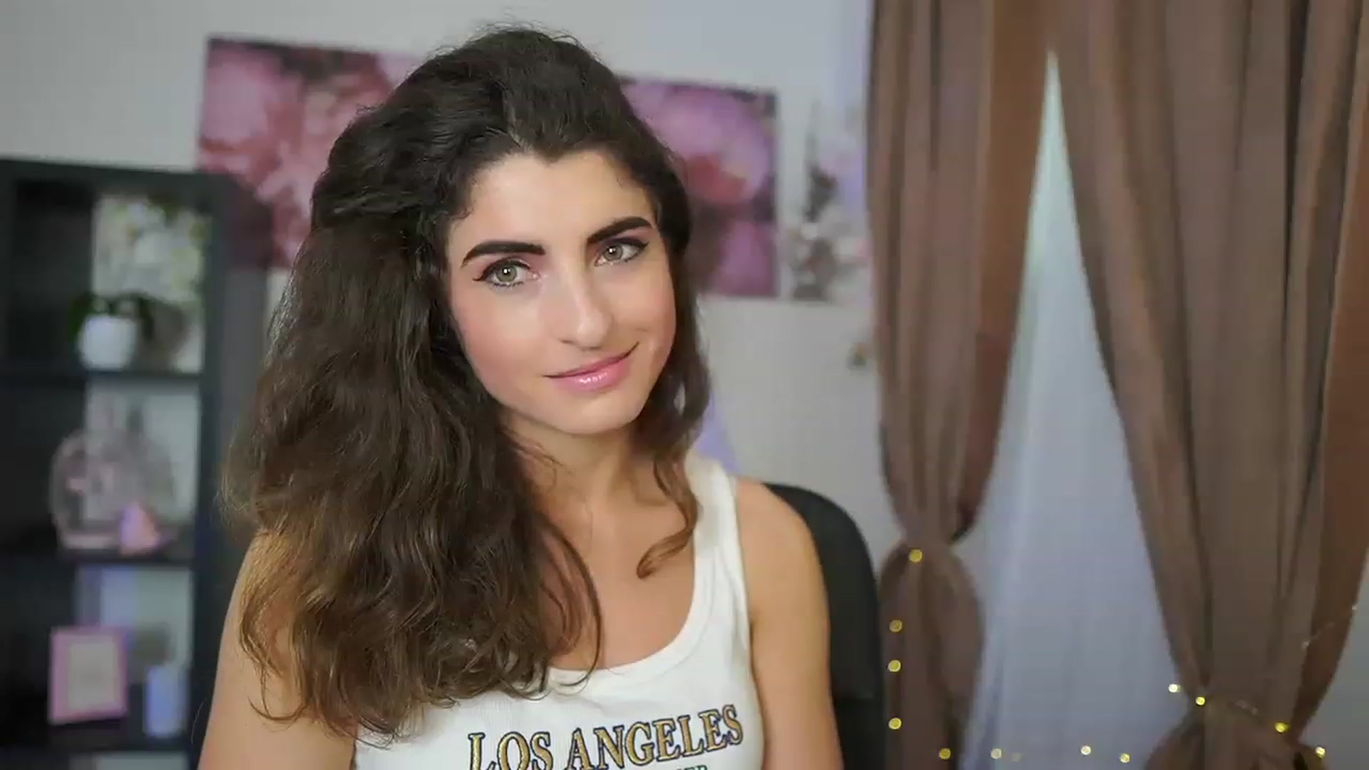 Gallery image thumbnail from EVA__LOVIA_'s myfreecams stream on, 06/21/2023, 13:12 image 16 of 20