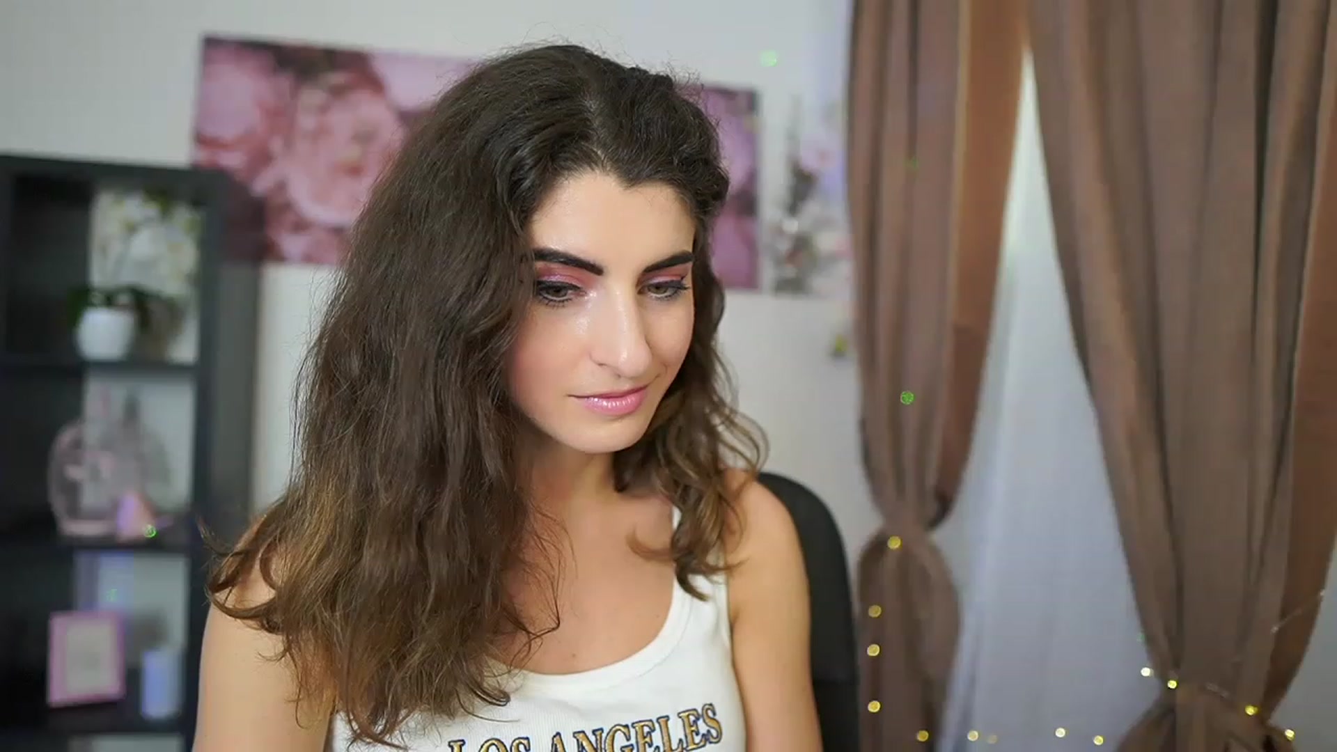 Gallery image thumbnail from EVA__LOVIA_'s myfreecams stream on, 06/21/2023, 13:12 image 17 of 20