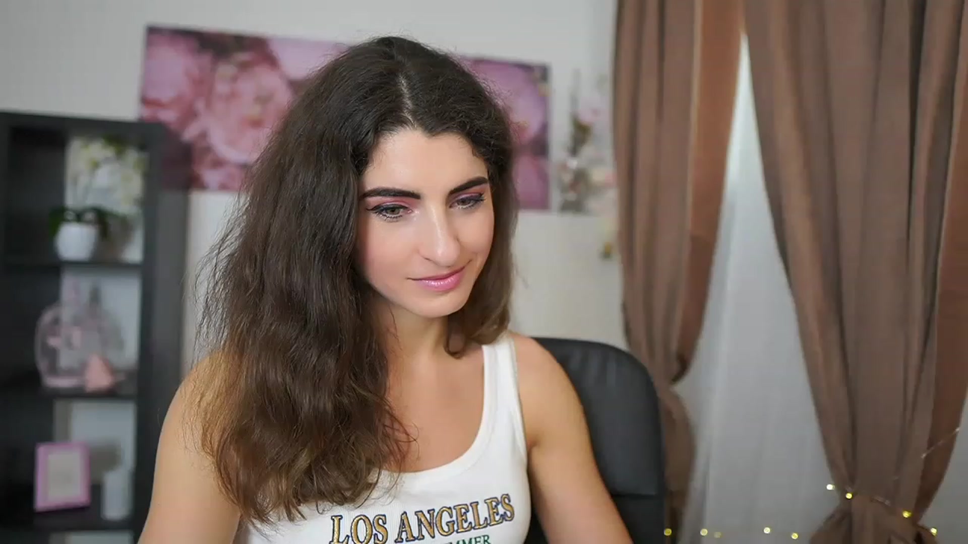 Gallery image thumbnail from EVA__LOVIA_'s myfreecams stream on, 06/21/2023, 13:12 image 12 of 20