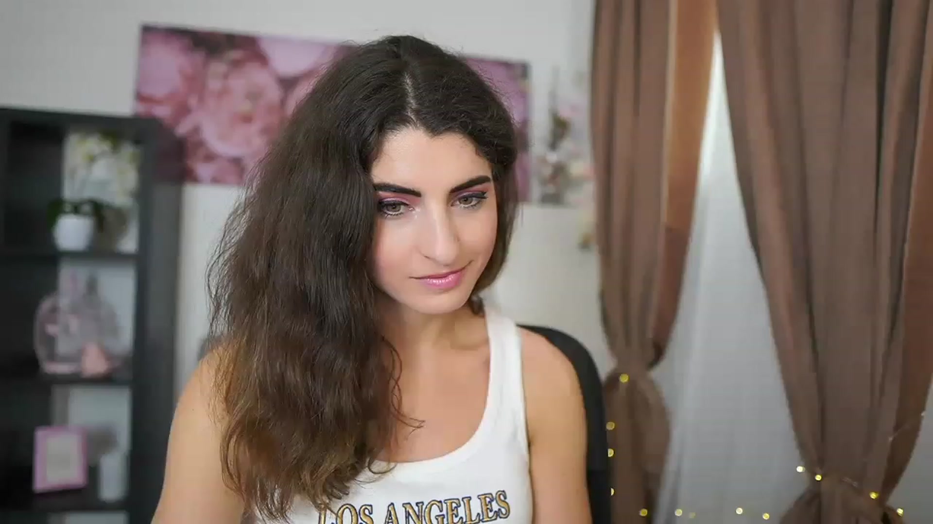 Gallery image thumbnail from EVA__LOVIA_'s myfreecams stream on, 06/21/2023, 13:12 image 10 of 20