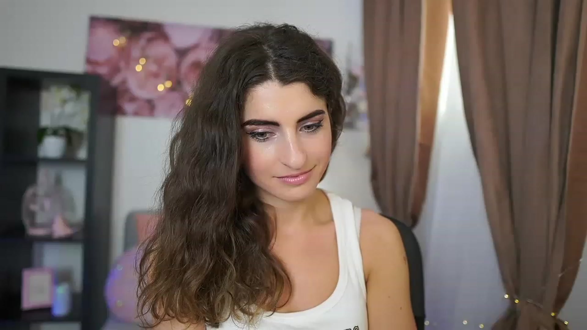 Gallery image thumbnail from EVA__LOVIA_'s myfreecams stream on, 06/30/2023, 11:26 image 2 of 20