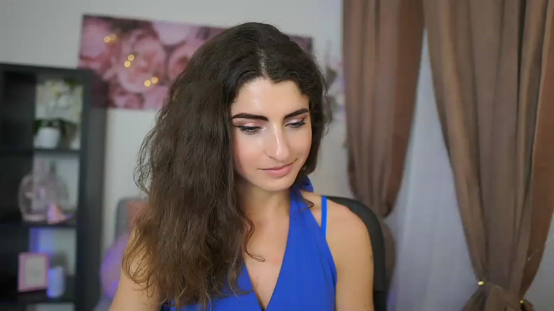 Gallery image thumbnail from EVA__LOVIA_'s myfreecams stream on, 07/01/2023, 17:30 image 19 of 20