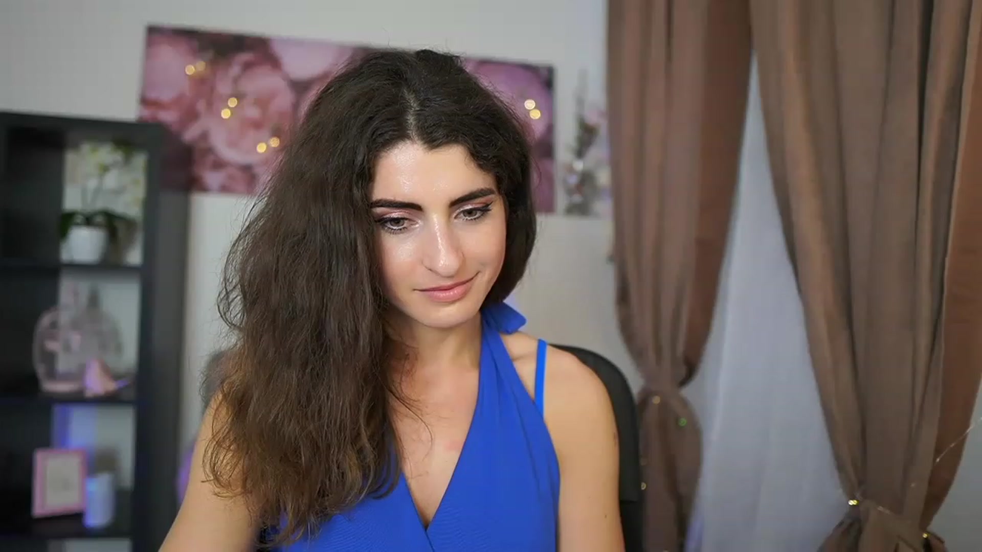 Gallery image thumbnail from EVA__LOVIA_'s myfreecams stream on, 07/01/2023, 18:16 image 18 of 20