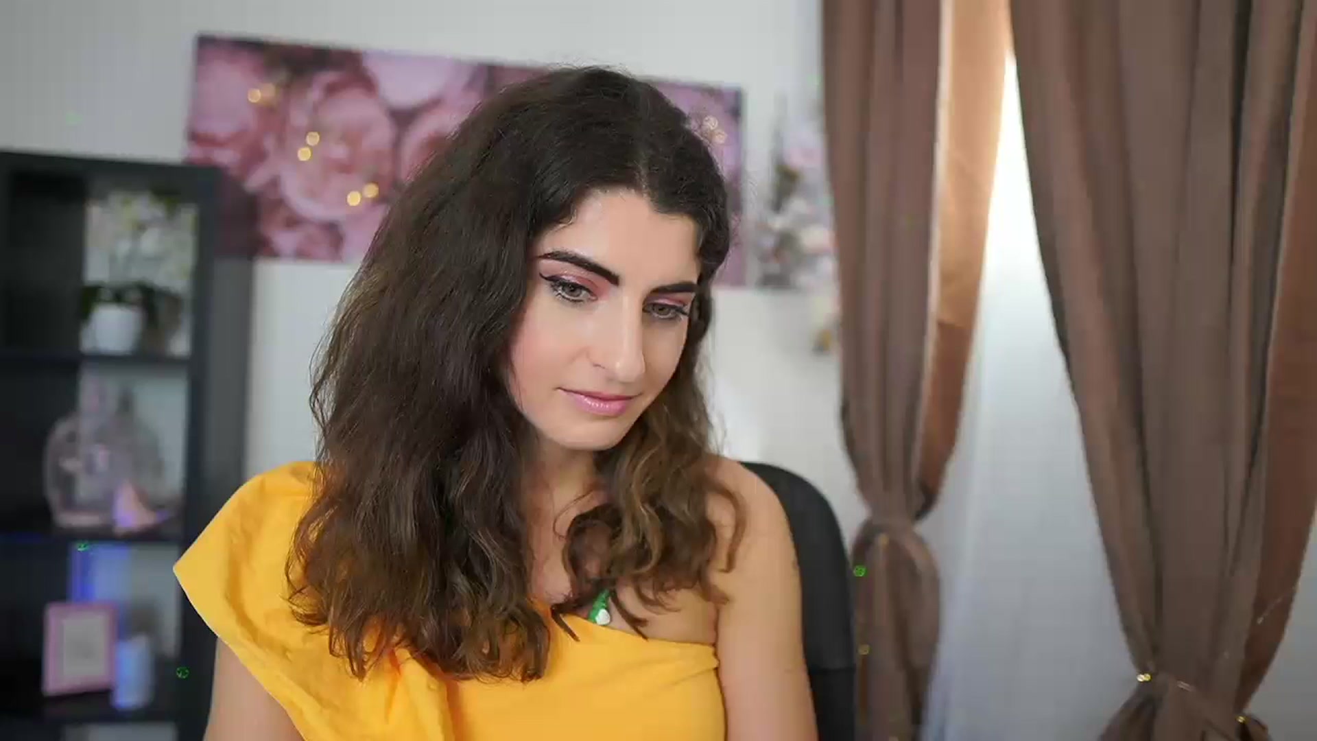 Gallery image thumbnail from EVA__LOVIA_'s myfreecams stream on, 07/02/2023, 10:36 image 19 of 20