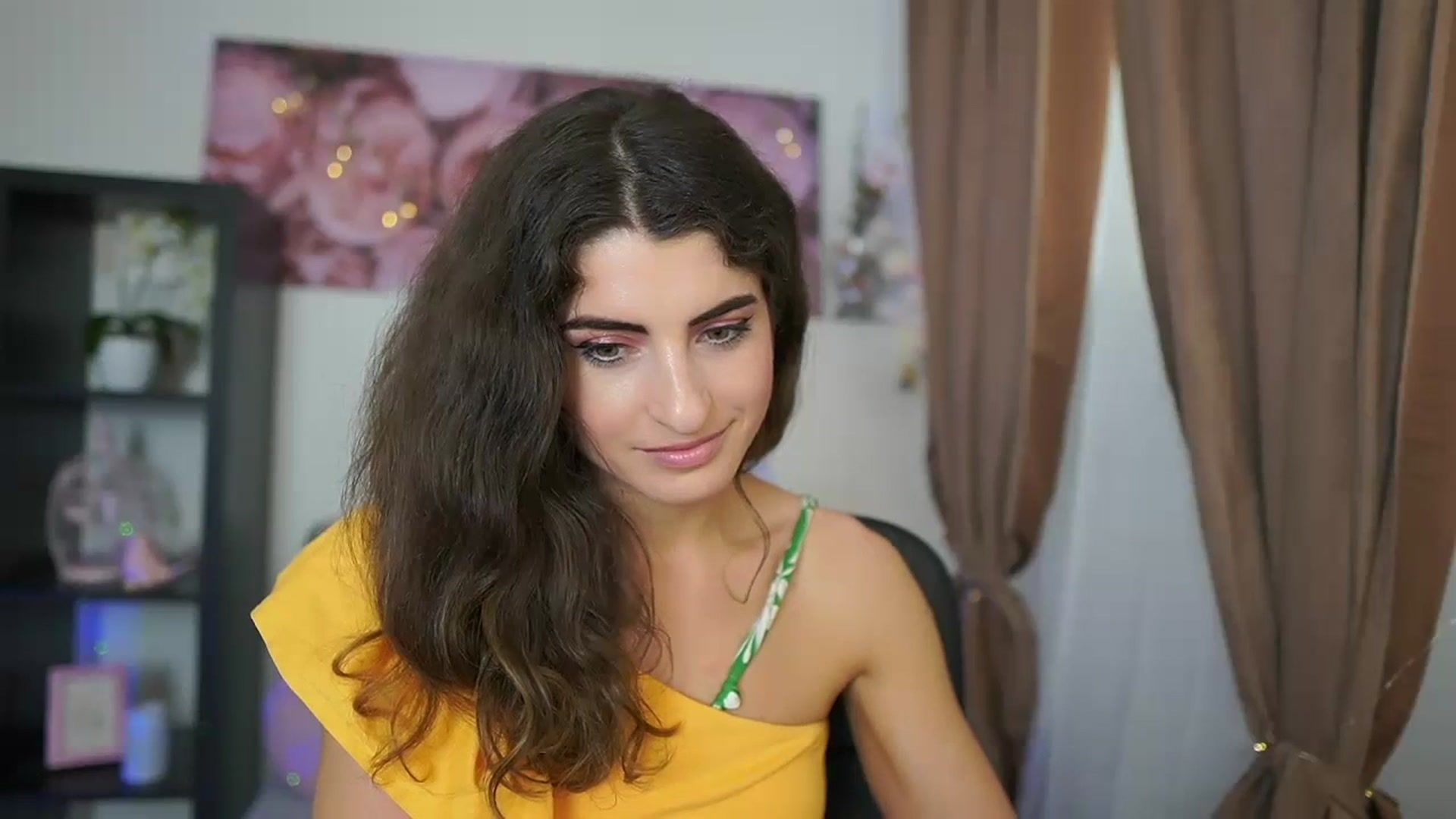 Gallery image thumbnail from EVA__LOVIA_'s myfreecams stream on, 07/02/2023, 12:35 image 14 of 20