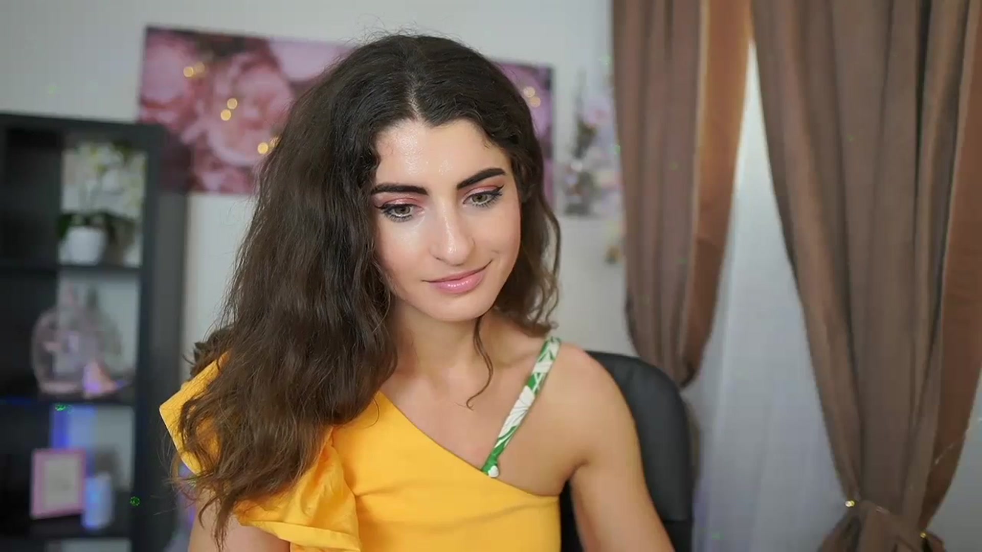 Gallery image thumbnail from EVA__LOVIA_'s myfreecams stream on, 07/02/2023, 12:35 image 4 of 20