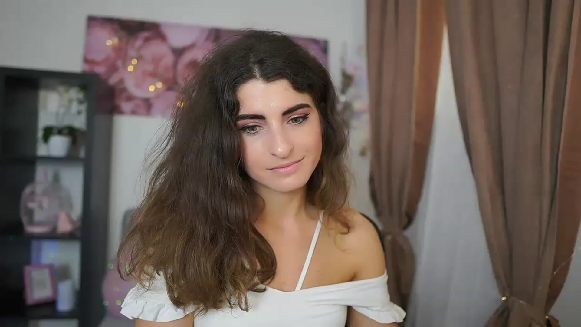 Gallery image thumbnail from EVA__LOVIA_'s myfreecams stream on, 07/03/2023, 09:48 image 10 of 20