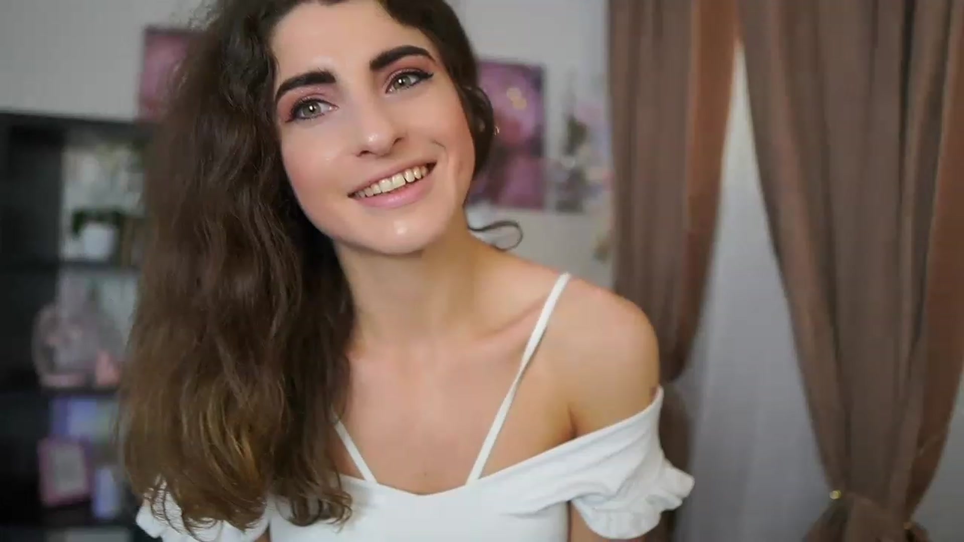 Gallery image thumbnail from EVA__LOVIA_'s myfreecams stream on, 07/03/2023, 09:48 image 14 of 20