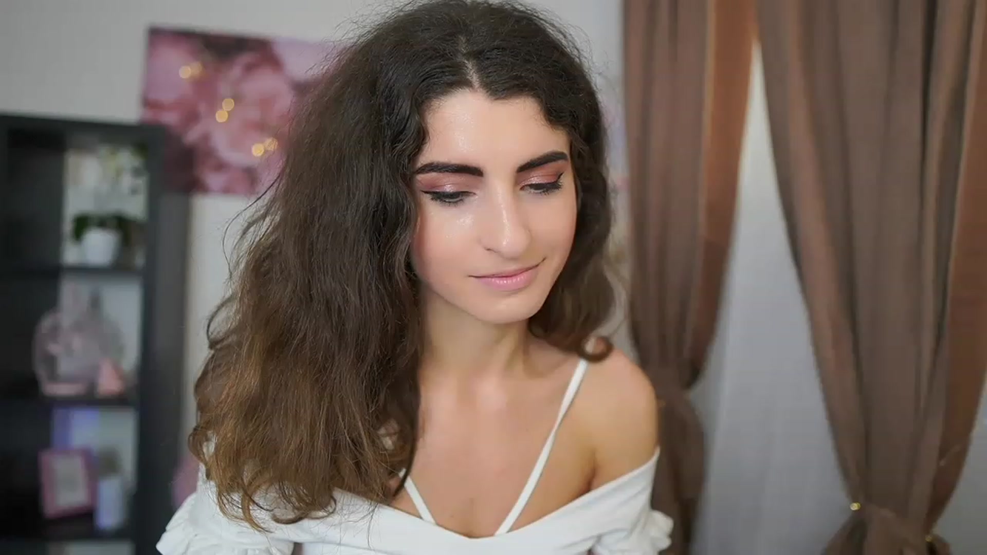 Gallery image thumbnail from EVA__LOVIA_'s myfreecams stream on, 07/03/2023, 09:48 image 13 of 20