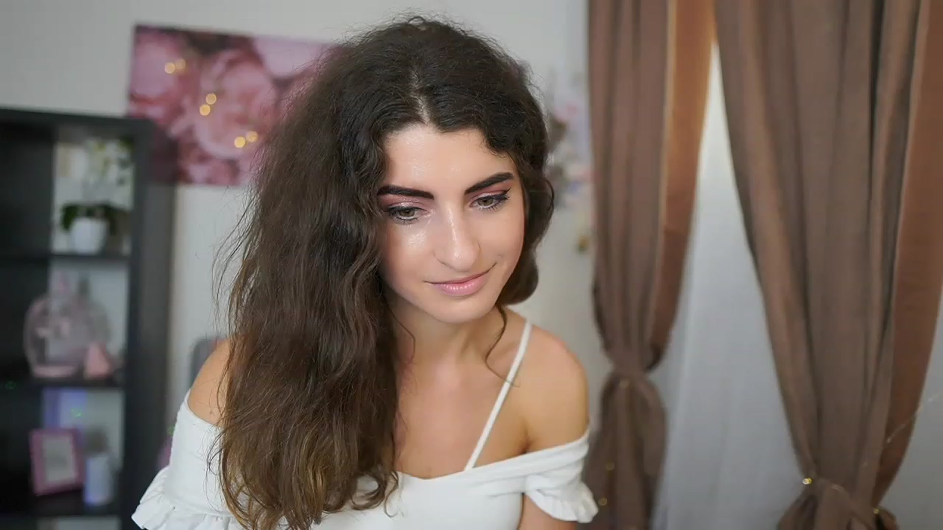 Gallery image thumbnail from EVA__LOVIA_'s myfreecams stream on, 07/03/2023, 09:48 image 19 of 20