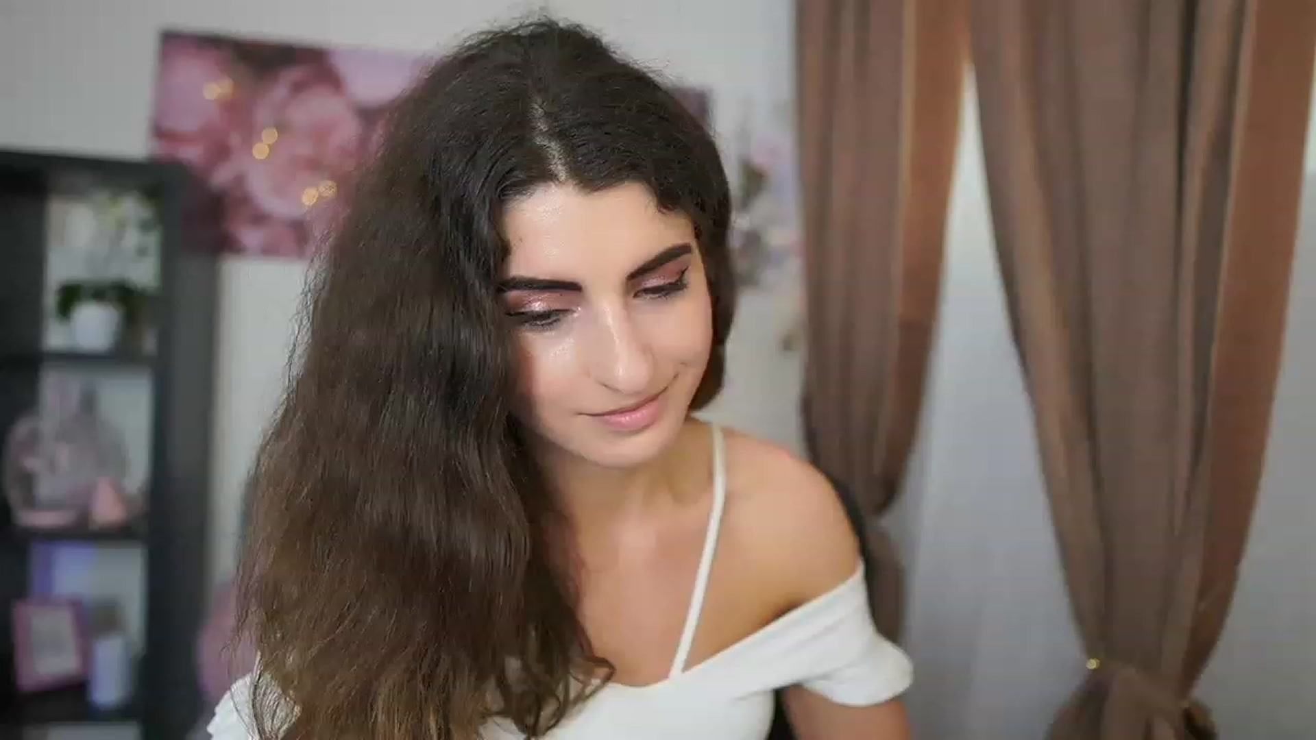 Gallery image thumbnail from EVA__LOVIA_'s myfreecams stream on, 07/03/2023, 12:01 image 15 of 20