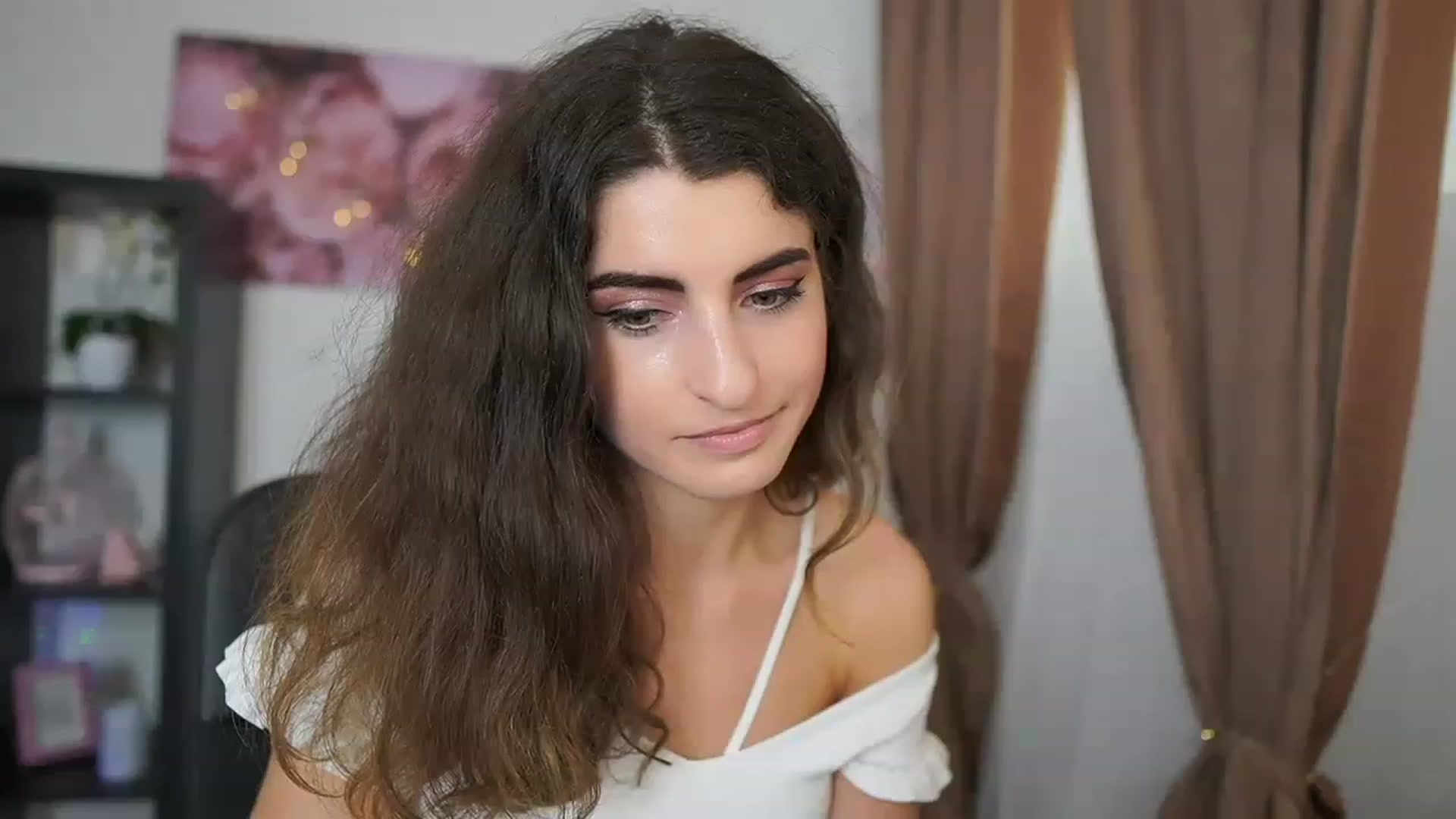 Gallery image thumbnail from EVA__LOVIA_'s myfreecams stream on, 07/03/2023, 12:01 image 9 of 20