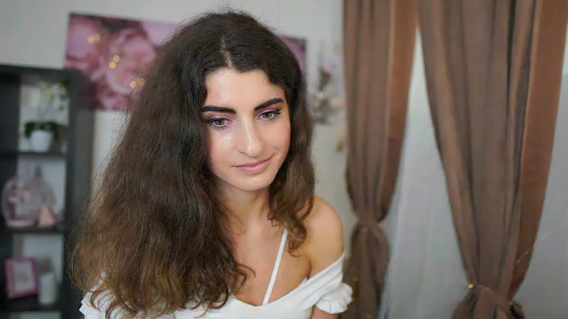Gallery image thumbnail from EVA__LOVIA_'s myfreecams stream on, 07/03/2023, 13:09 image 2 of 20