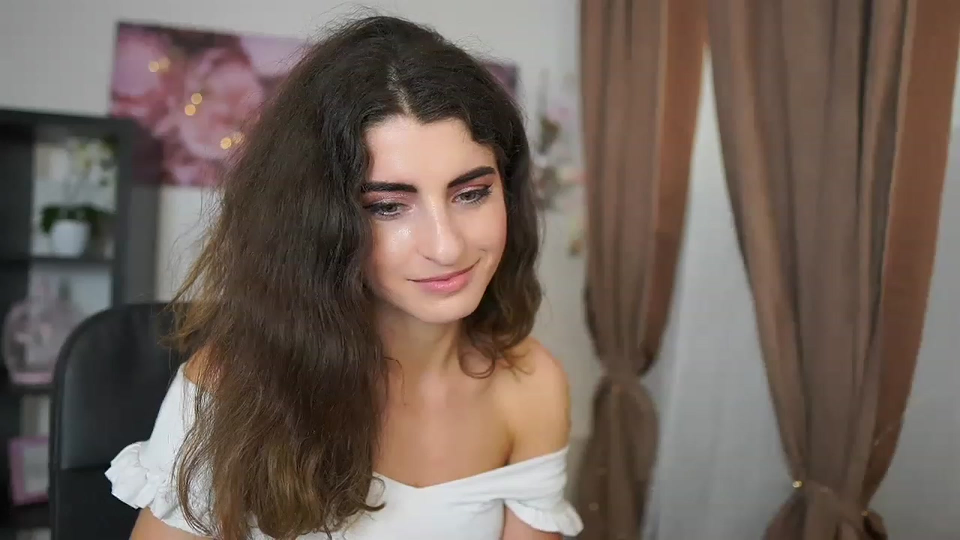 Gallery image thumbnail from EVA__LOVIA_'s myfreecams stream on, 07/03/2023, 13:09 image 14 of 20