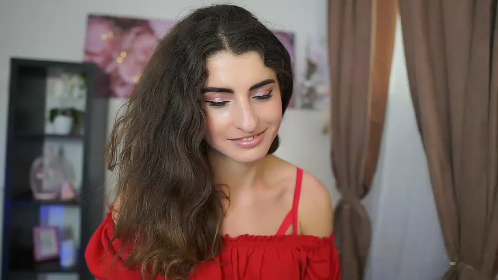 Gallery image thumbnail from EVA__LOVIA_'s myfreecams stream on, 07/05/2023, 12:11 image 10 of 20