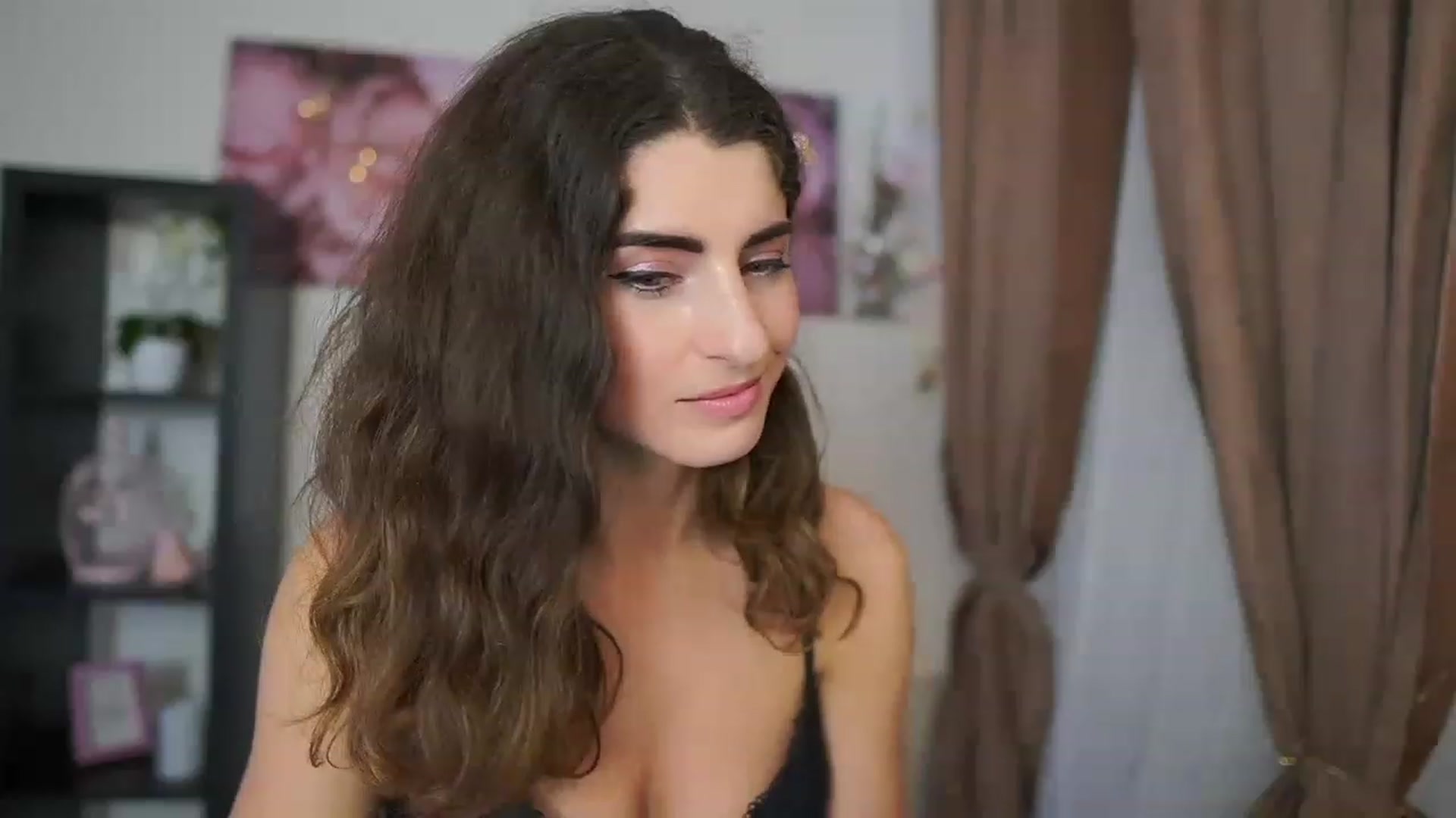Gallery image thumbnail from EVA__LOVIA_'s myfreecams stream on, 07/06/2023, 20:35 image 13 of 20