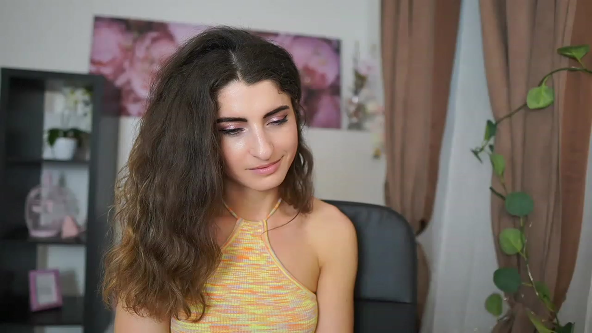 Gallery image thumbnail from EVA__LOVIA_'s myfreecams stream on, 07/07/2023, 18:13 image 15 of 20