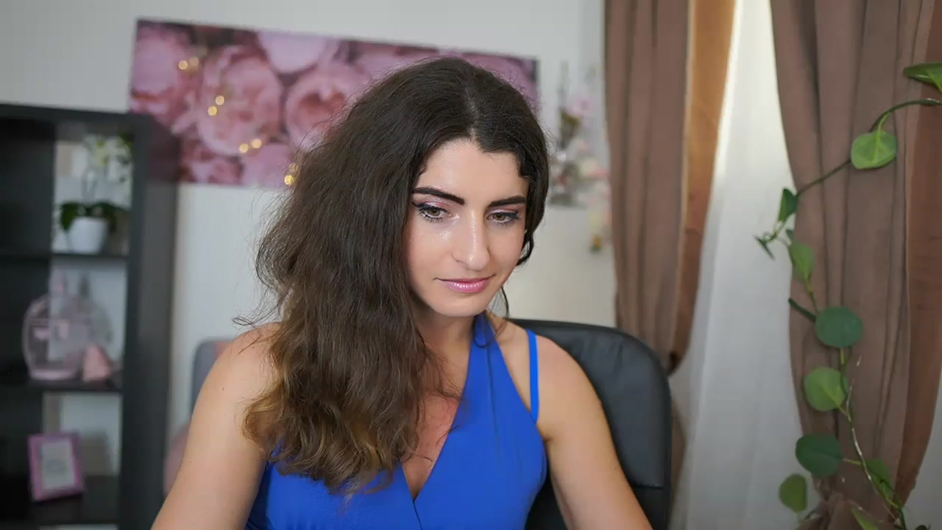Gallery image thumbnail from EVA__LOVIA_'s myfreecams stream on, 07/08/2023, 14:26 image 11 of 20