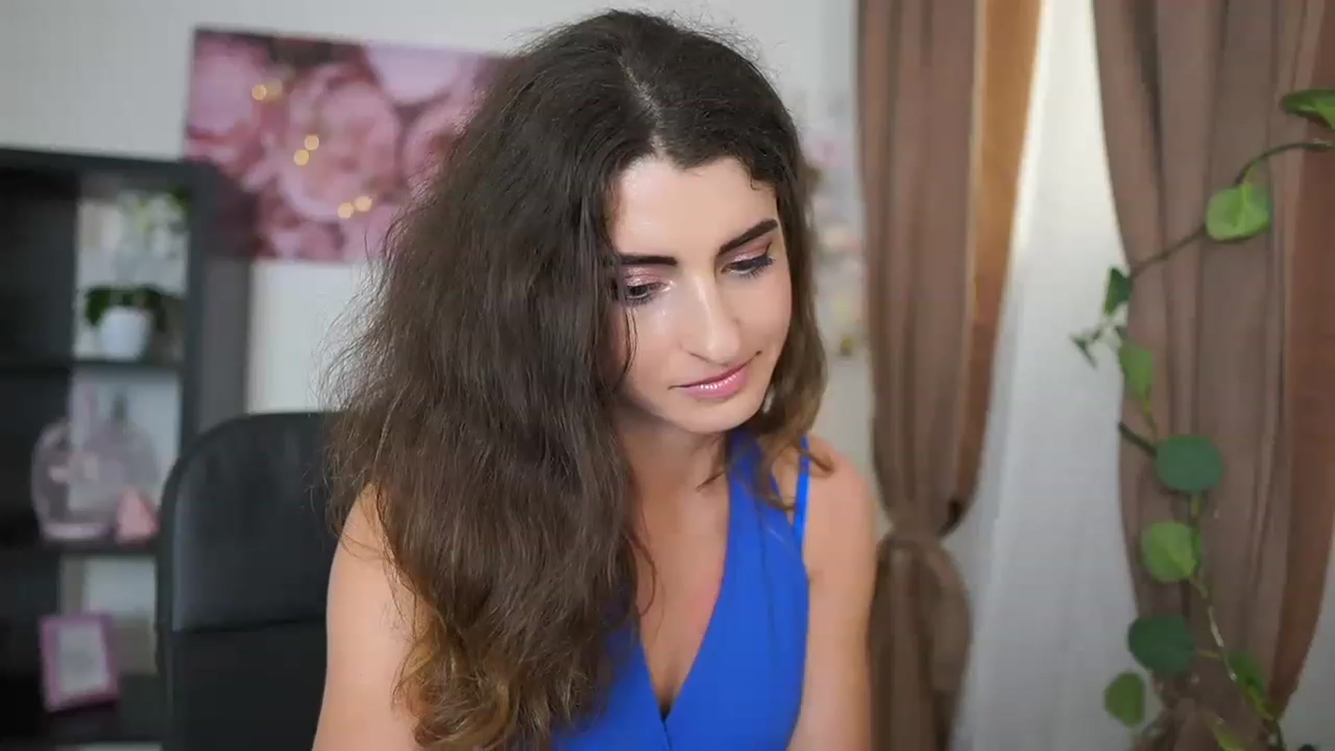 Gallery image thumbnail from EVA__LOVIA_'s myfreecams stream on, 07/08/2023, 14:26 image 20 of 20