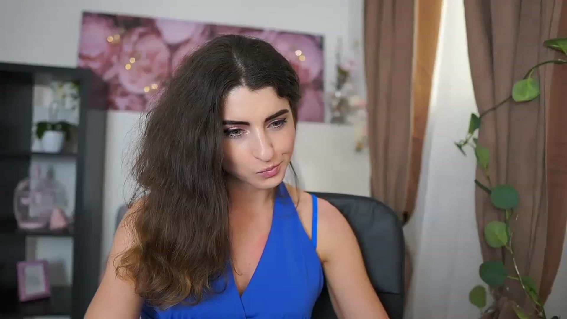 Gallery image thumbnail from EVA__LOVIA_'s myfreecams stream on, 07/08/2023, 14:26 image 13 of 20