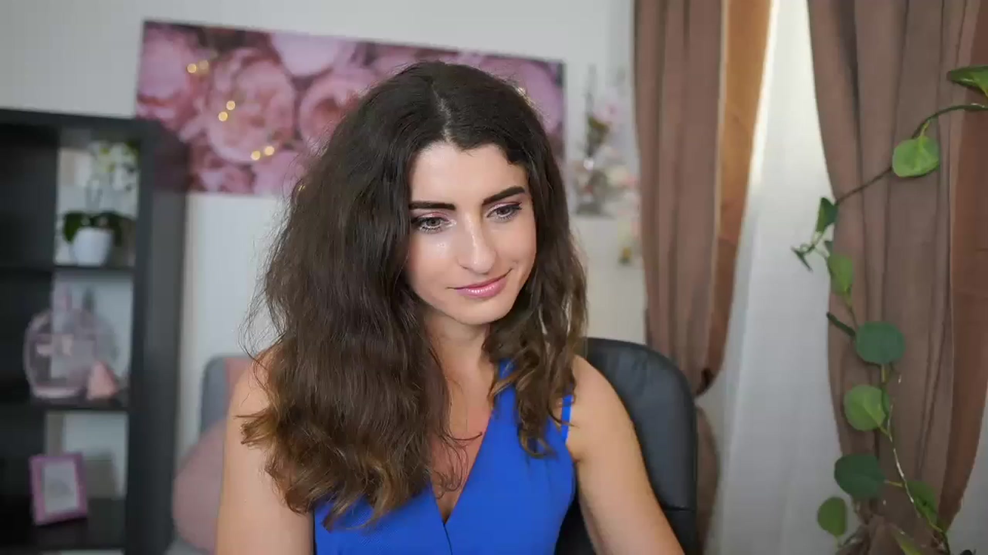 Gallery image thumbnail from EVA__LOVIA_'s myfreecams stream on, 07/08/2023, 14:26 image 8 of 20