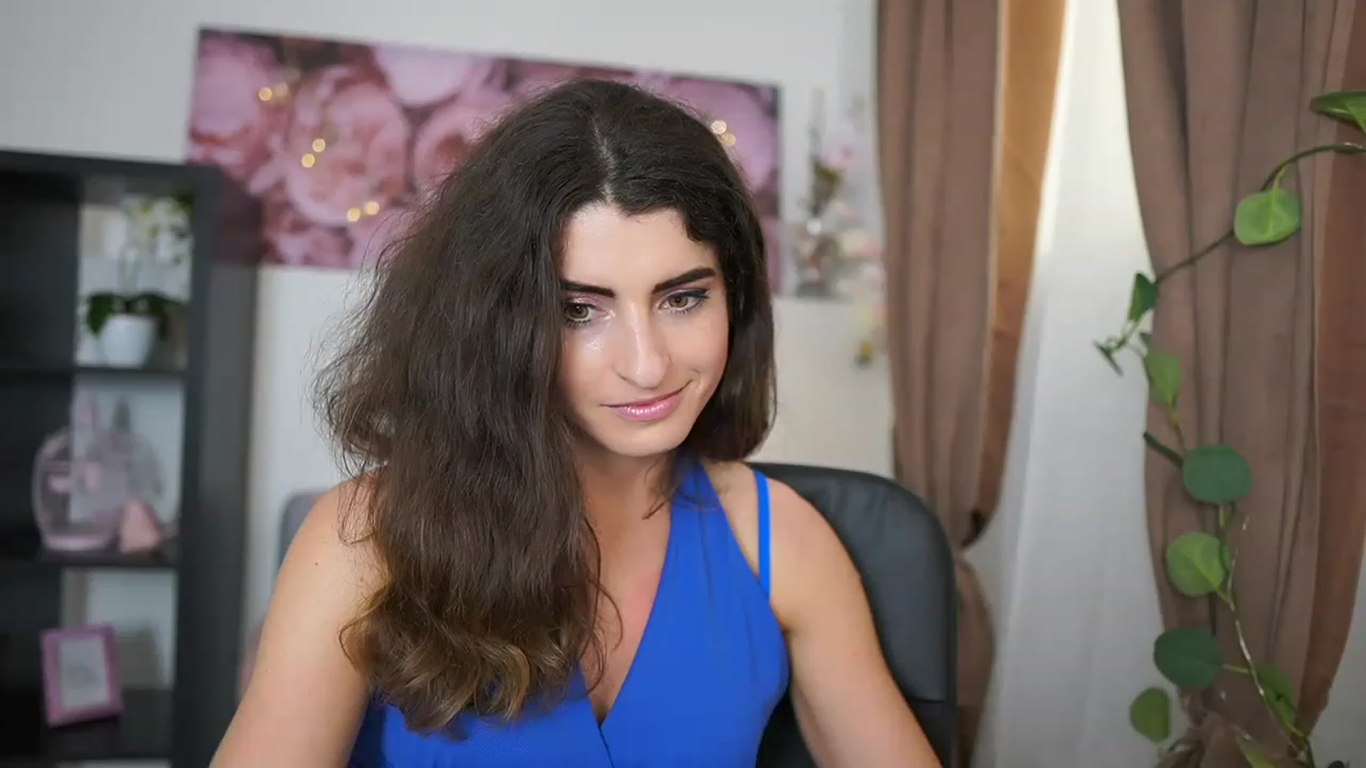 Gallery image thumbnail from EVA__LOVIA_'s myfreecams stream on, 07/08/2023, 14:26 image 16 of 20