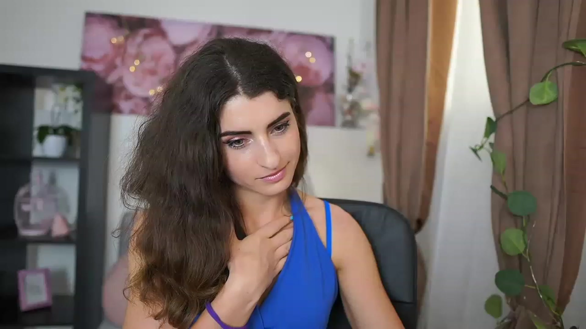 Gallery image thumbnail from EVA__LOVIA_'s myfreecams stream on, 07/08/2023, 14:26 image 12 of 20
