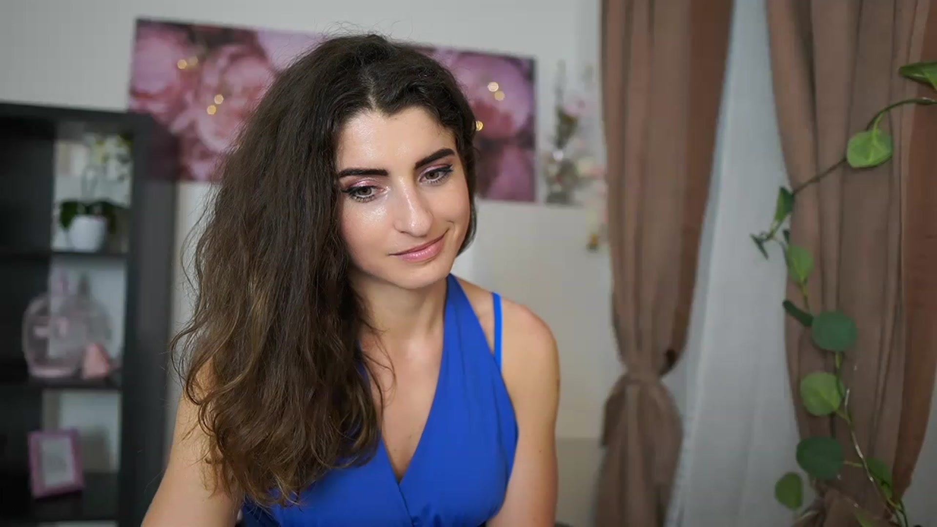 Gallery image thumbnail from EVA__LOVIA_'s myfreecams stream on, 07/08/2023, 17:40 image 15 of 20