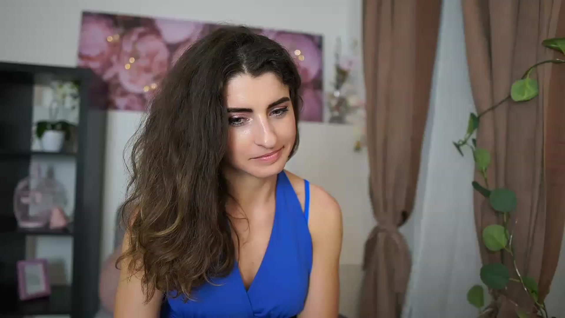 Gallery image thumbnail from EVA__LOVIA_'s myfreecams stream on, 07/08/2023, 17:40 image 18 of 20