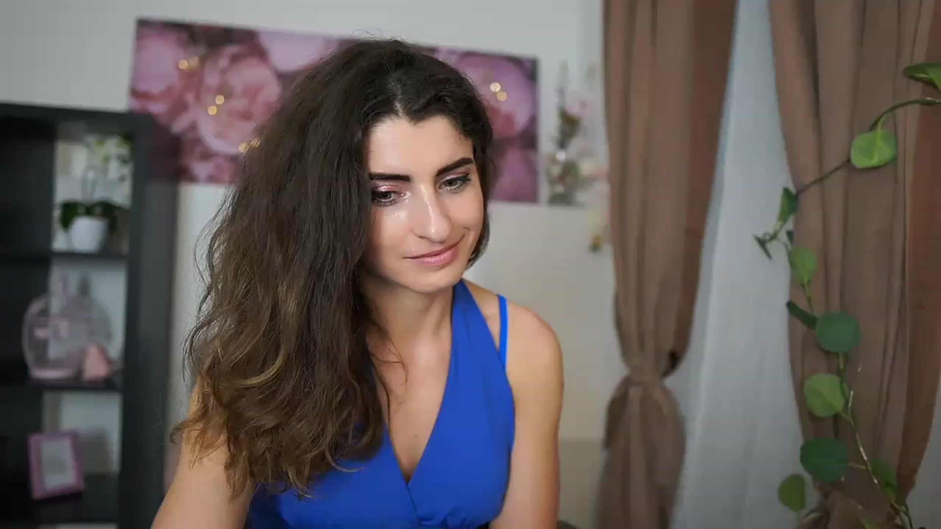 Gallery image thumbnail from EVA__LOVIA_'s myfreecams stream on, 07/08/2023, 17:40 image 19 of 20