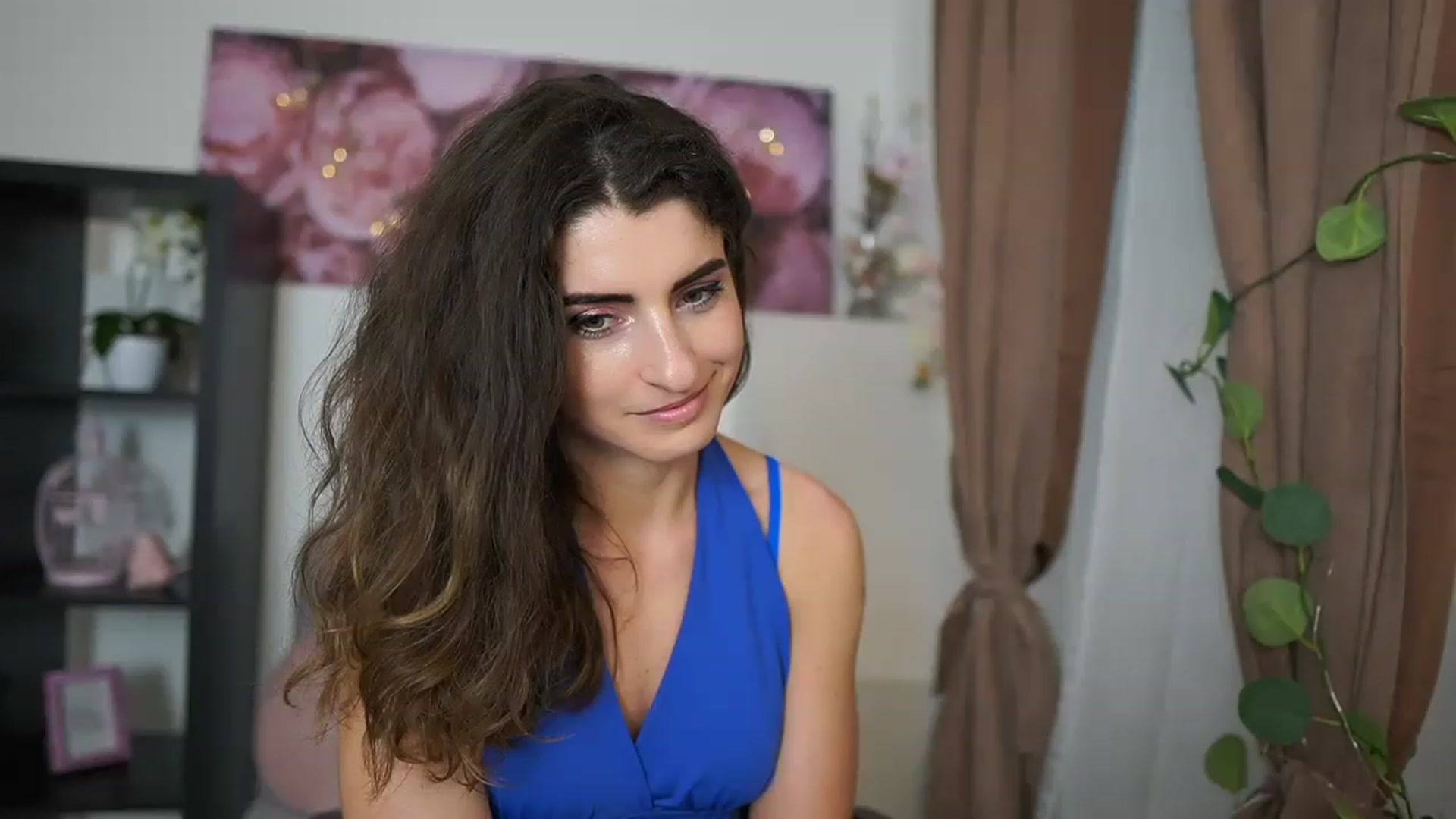 Gallery image thumbnail from EVA__LOVIA_'s myfreecams stream on, 07/08/2023, 17:40 image 17 of 20