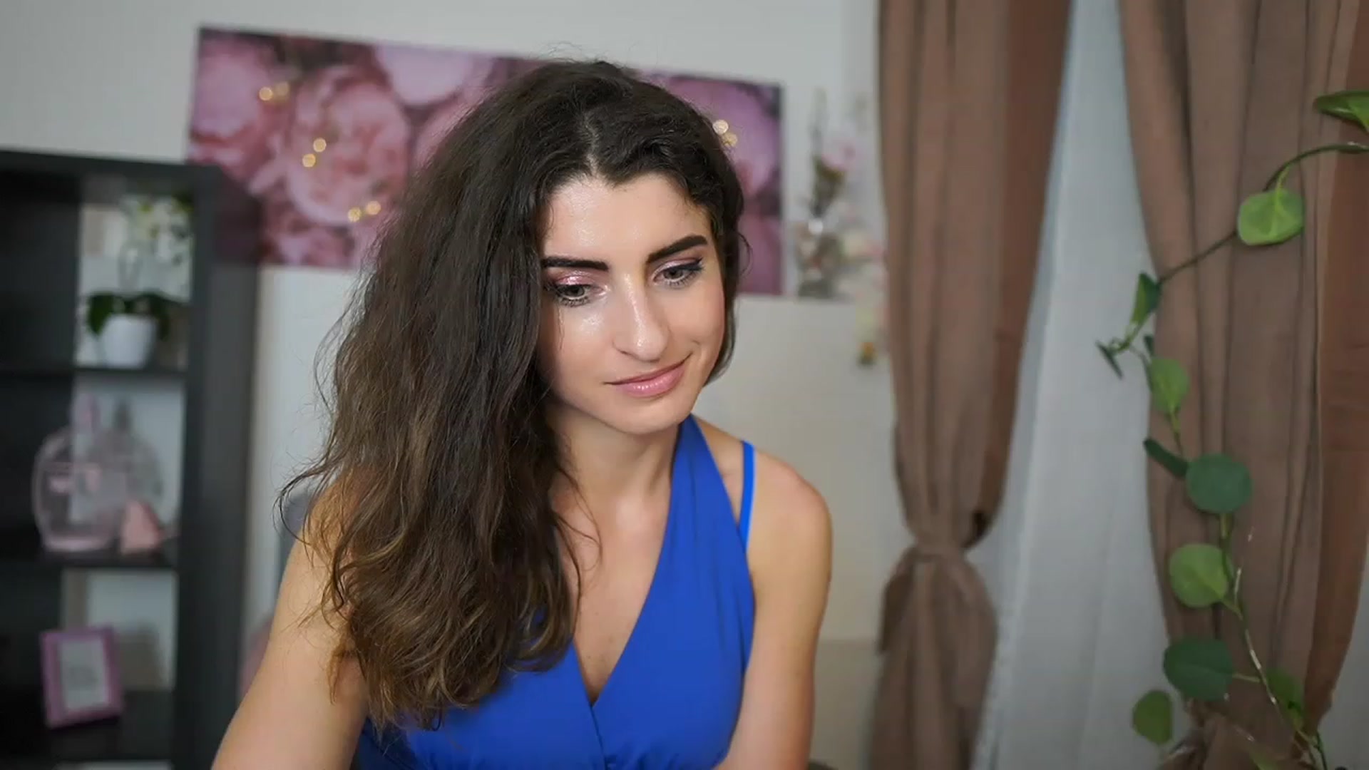 Gallery image thumbnail from EVA__LOVIA_'s myfreecams stream on, 07/08/2023, 17:40 image 16 of 20