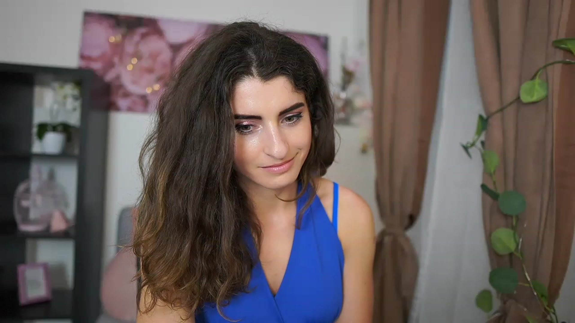 Gallery image thumbnail from EVA__LOVIA_'s myfreecams stream on, 07/08/2023, 18:25 image 11 of 20