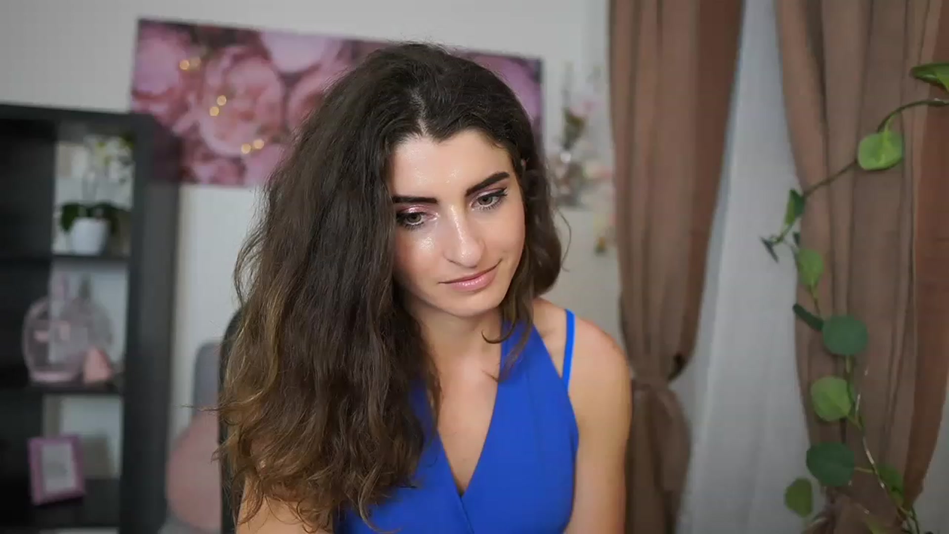 Gallery image thumbnail from EVA__LOVIA_'s myfreecams stream on, 07/08/2023, 18:25 image 19 of 20